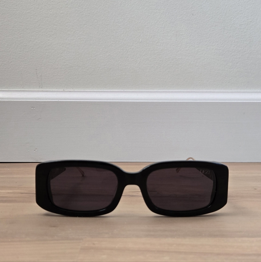 dezi | drippy | rectangle shape sunglasses | gold plated hardware | woman owned